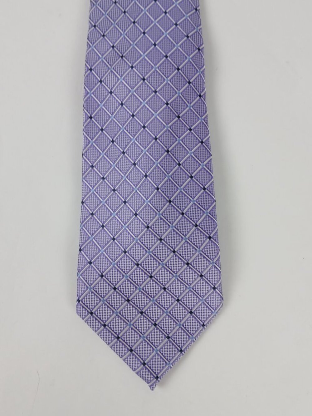 IZOD Men’s Tie Purple Lavender Blue Geometric Diamond Check Length 60 inch